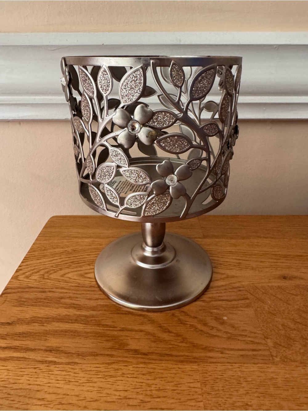 Bath & Body Works Dogwood Pedestal 3-Wick Candle Holder GUC